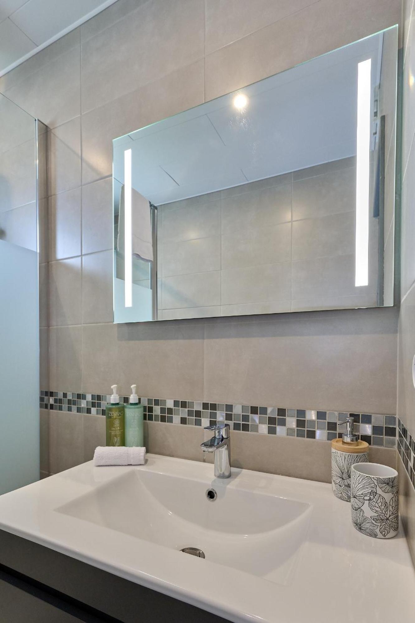 La Providence Proche Gare Primo Conciergerie Apartment Nevers Exterior photo